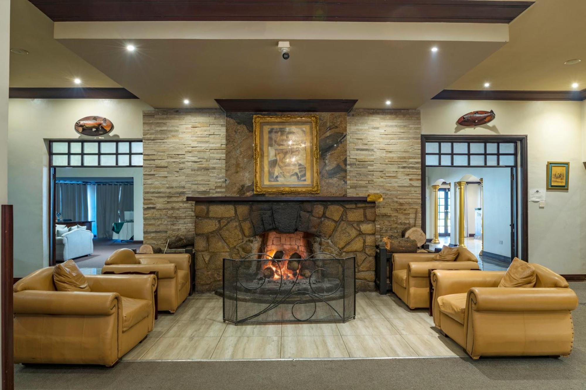 Troutbeck Resort Nyanga Екстериор снимка