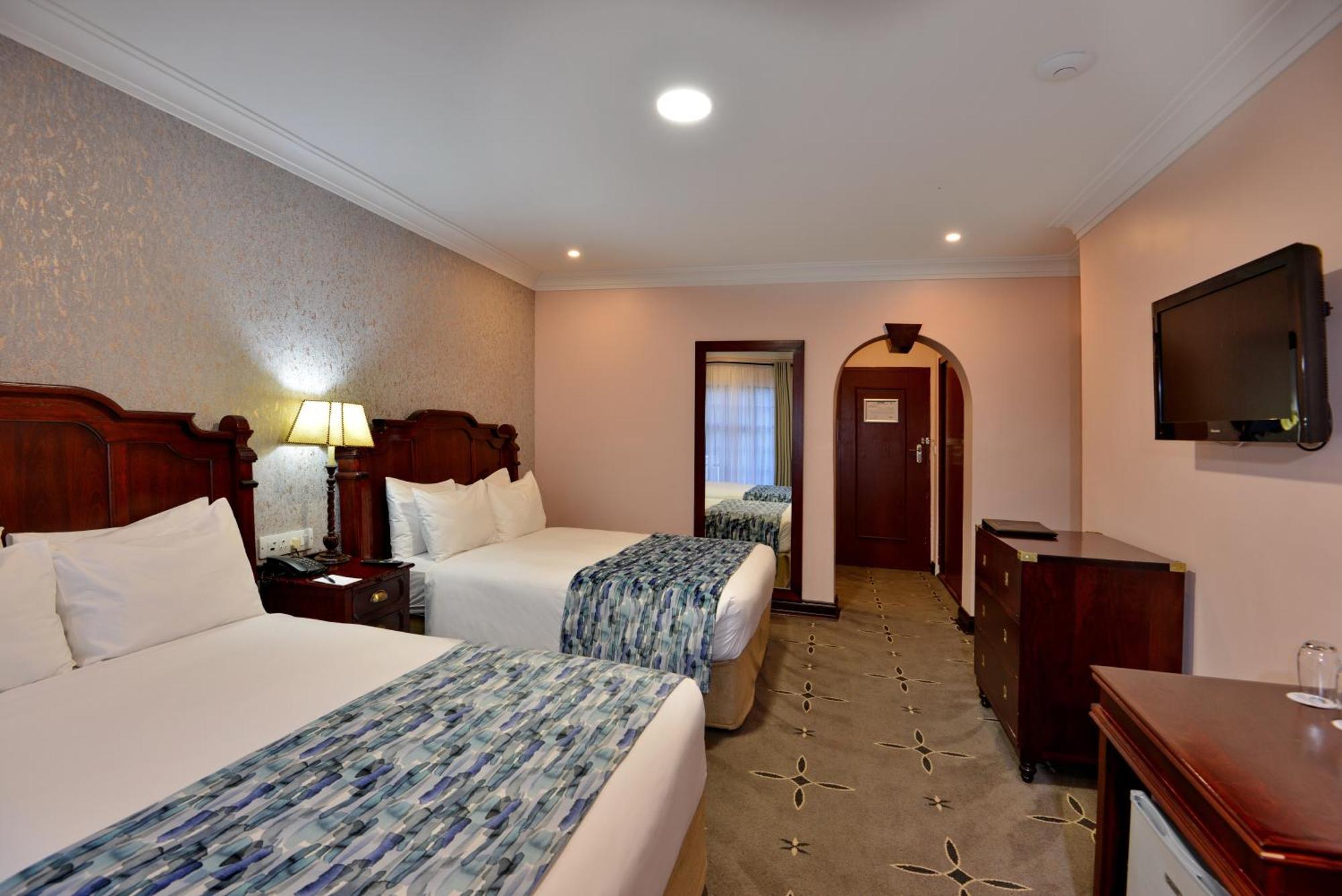 Troutbeck Resort Nyanga Екстериор снимка