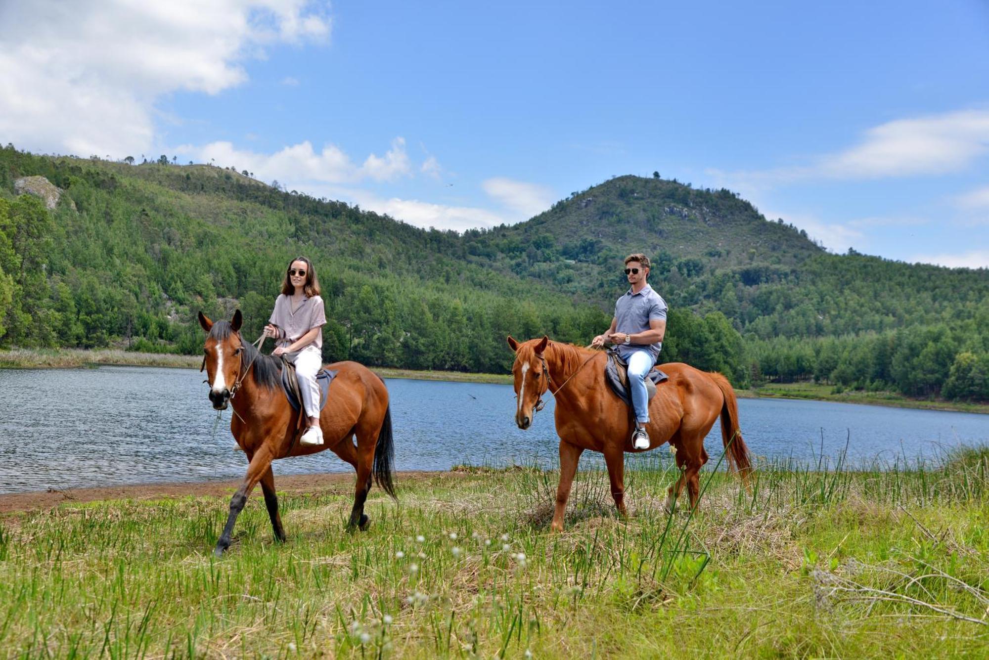 Troutbeck Resort Nyanga Екстериор снимка