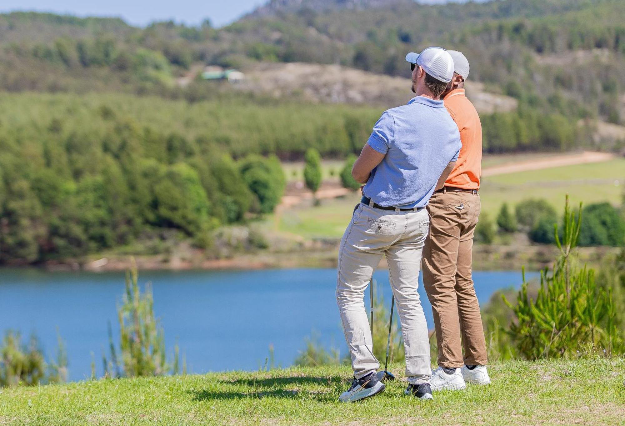 Troutbeck Resort Nyanga Екстериор снимка