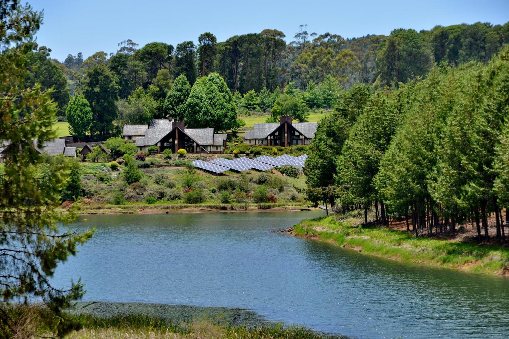 Troutbeck Resort Nyanga Екстериор снимка